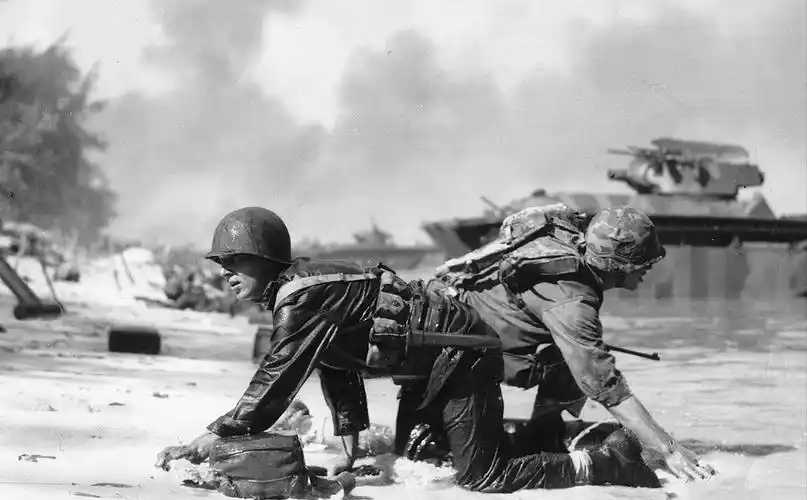 塞班岛战役_二战塞班岛战役双方将领_塞班岛战役登陆战意义-镜楼文史