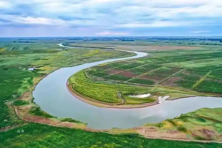 美图黄河流过咱河套