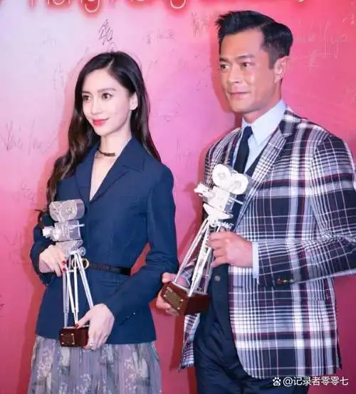 杨颖在2020年6月退出泰洋川禾时,实际上就已经可以预料到她和黄晓明的