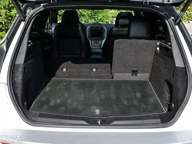 2014款林肯mkc2.0t 自动尊耀版