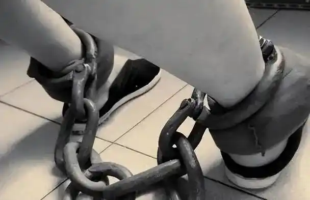 违法的代价太大了!我用生命奉劝!