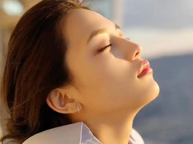 李宣美全智贤刘亦菲朴秀荣等女星的侧颜照实在是太美了