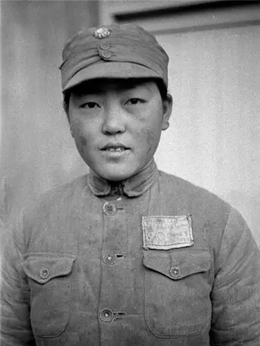 女兵,是中国抗日烽火中最动人的景象!