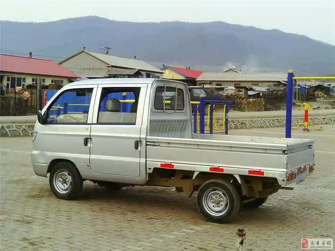 哈飞双排半截子