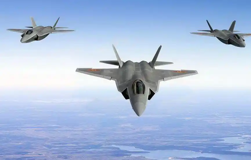 中国第二款隐形战机试飞特技,或为吸引潜在客户,成舰载机也可能