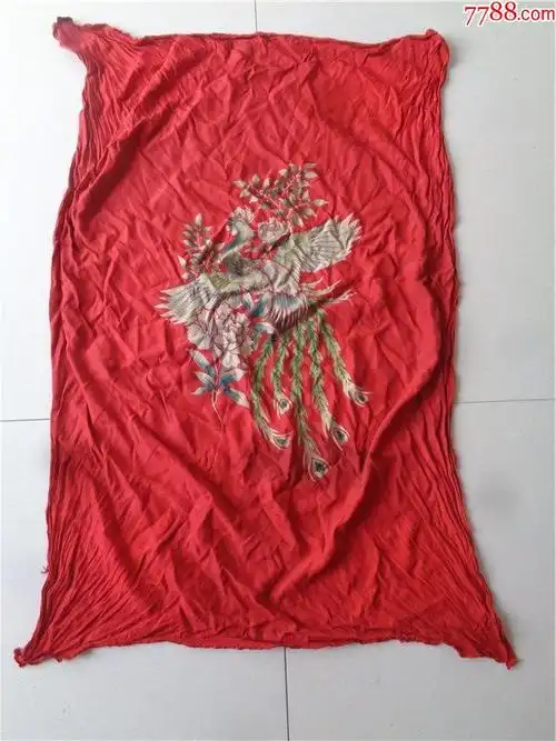 民国时期印花凤戏牡丹纹红包袱