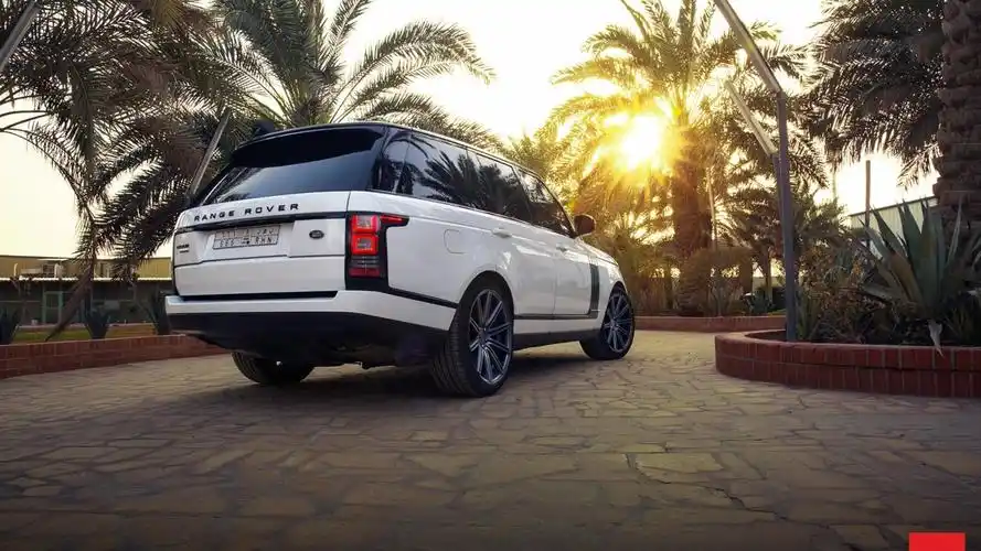 路虎landrover笔记本高清壁纸路虎豪车笔记本壁纸越野车时尚跑车