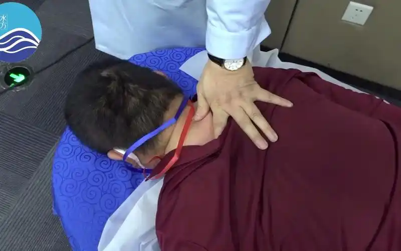 柔性正骨:颈椎错位的手法?李德明老师讲,简单易学