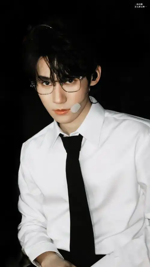 张真源怎么那么帅