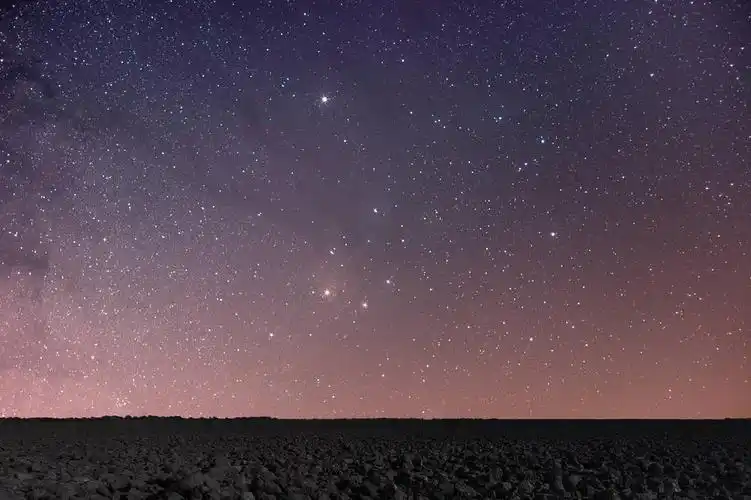 夜晚星空图片_夜晚星空图片大全_夜晚星空图片下载