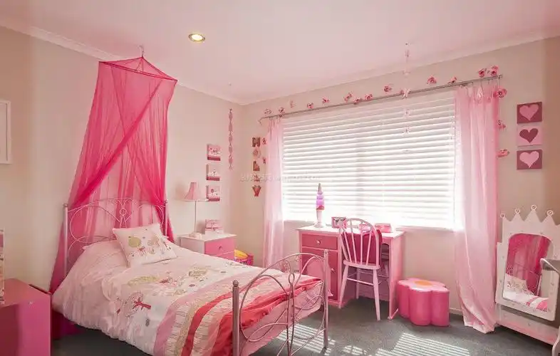 2022温馨舒适女生儿童房图片欣赏