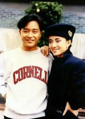 娱乐圈17张绝版明星老照片:哪一张惊艳了你?