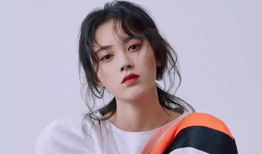 未来的日子里,好作品会越来越多.相信这样一来,"塑料演员"会慢慢变少.