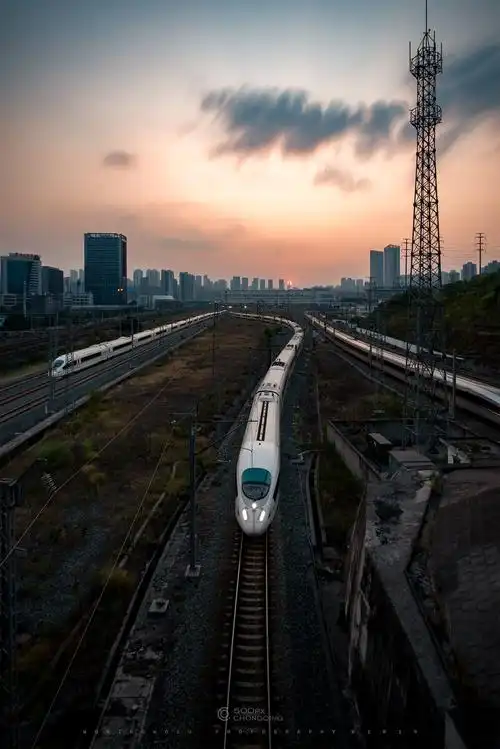 北站出发的crh3c高速动车组