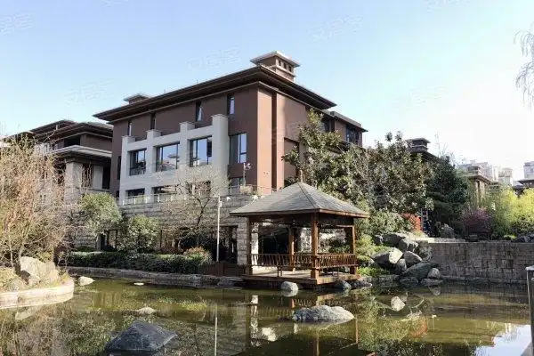 好不好_中介房产经纪人:周云龙对曲江凤凰池(公寓住宅)的评价-西安