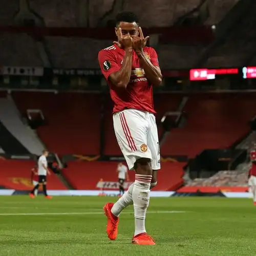 评论赞表情发布所有回复已加载完毕