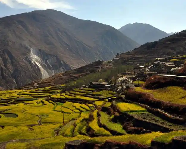大凉山(四川西南凉山彝族自治州内山脉)_摘编百科