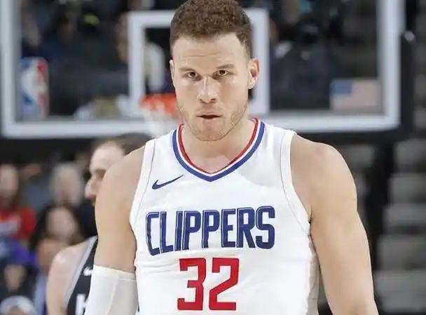 曝格里芬考虑退役,新秀年便场均22 12,曾6度入选全明星