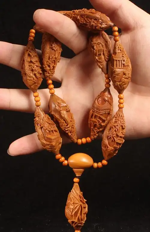 苏州园林橄榄核长串核雕手持南工苏工名家谢伟纯手工雕刻风景橄榄