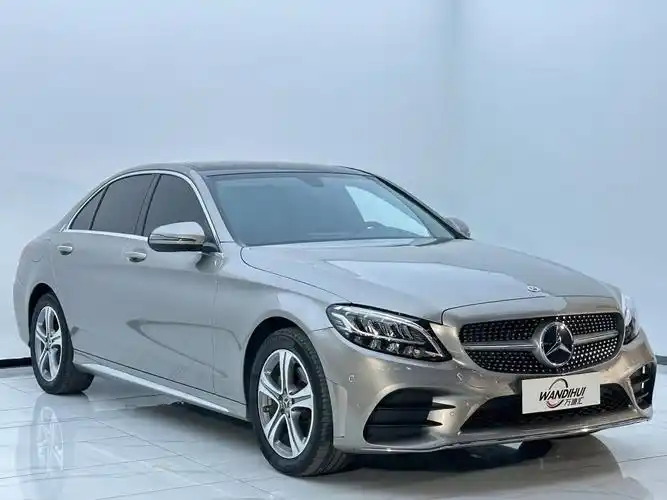 奔驰 奔驰c级  2021款 c 260 l 运动版图片