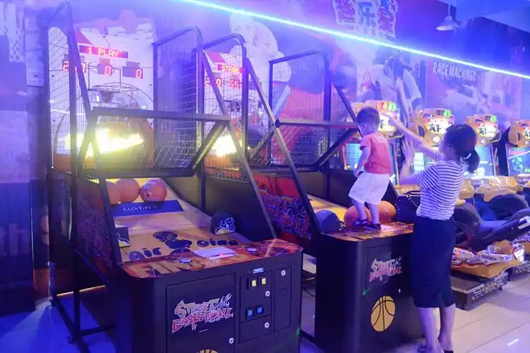 休闲娱乐团购 电玩/游戏厅 龙马潭区 西南商贸城 趣乐星动漫城  商家