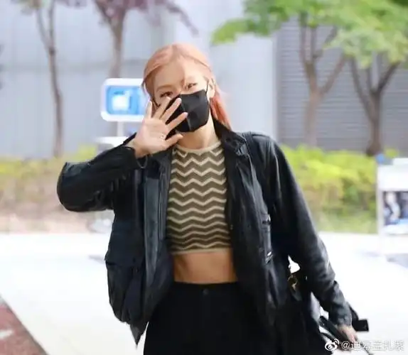 朴彩英瘦但有肌肉##朴彩英的身材线条##blackpink澳门演唱会