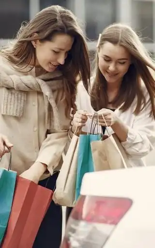 美女购物背景图片壁纸