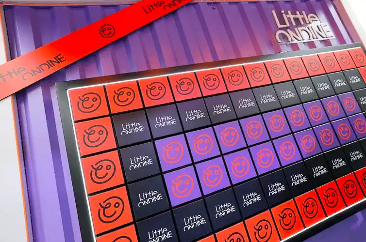 幸运盲盒签筒,整面盲盒墙等你来抽奖成为高能幸运儿心灵手巧也很潮