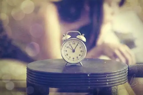 让人心疼唯美伤感的句子短句带图说说给我十年来怀念过去余生便为寻另