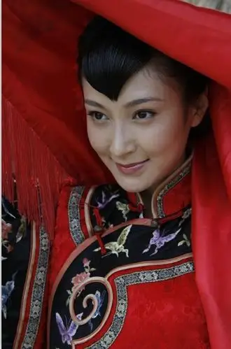 殷飞签约东方岚乐 谍战大戏《斩匪》全国热播