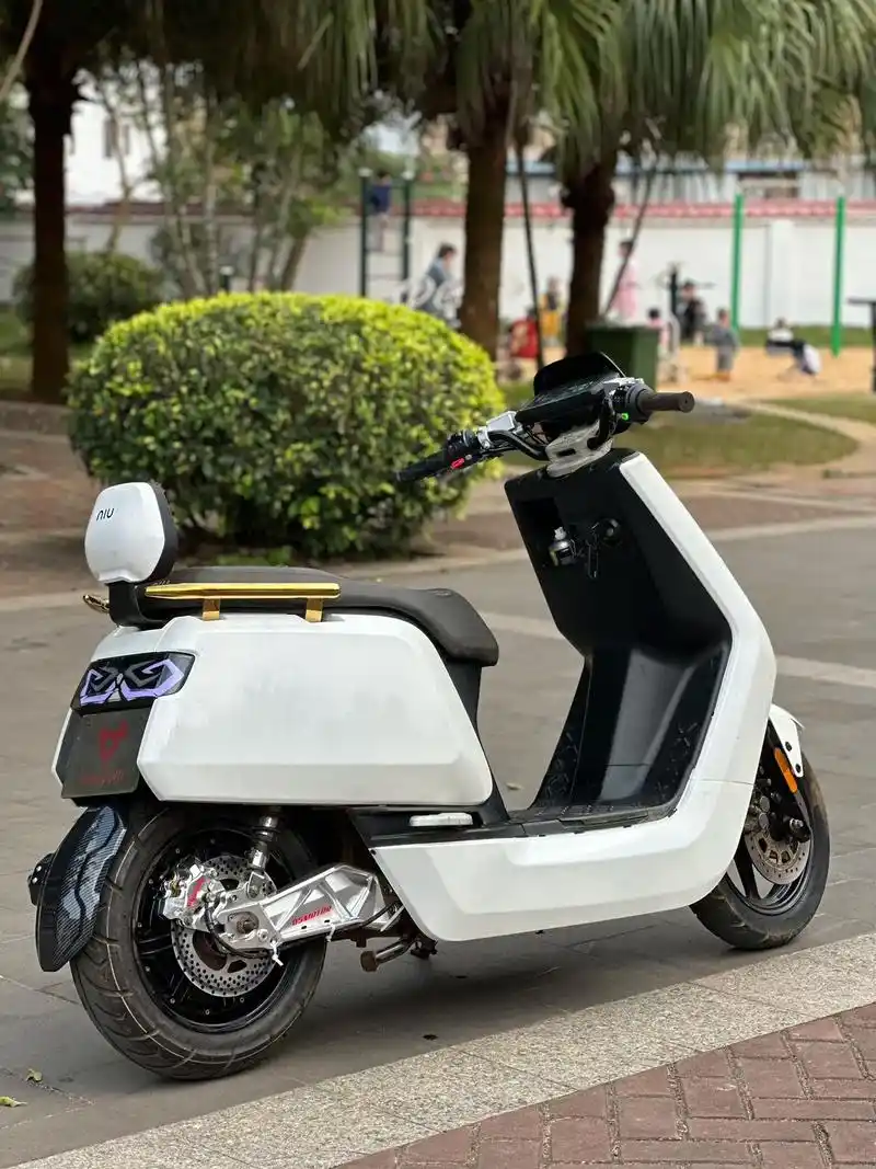 小牛.n1s动力版外观改牛 特价4xxx90带回家 可app - 抖音