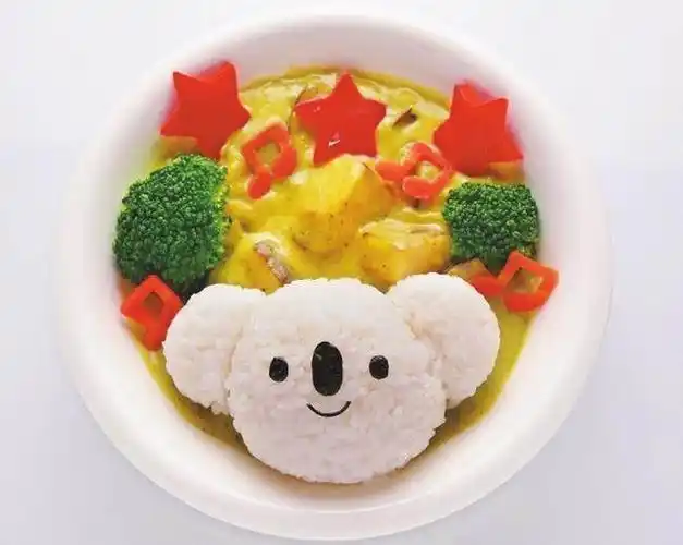 把米饭做成可爱的考拉,小朋友们肯定就爱吃饭了