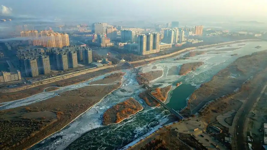 【图说新疆】新疆开都河:冰水交融 景色壮观-天山网 - 新疆新闻门户