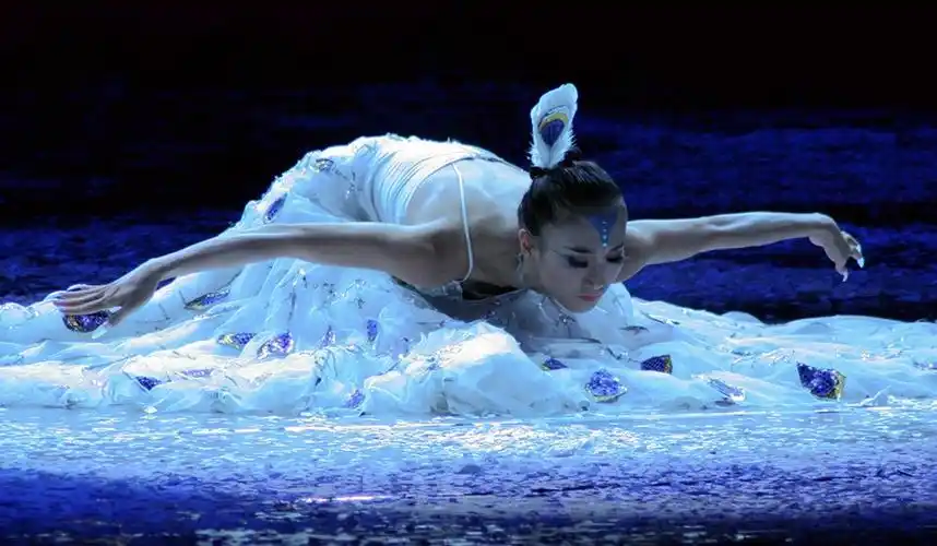 优美的傣族孔雀舞 - 人物类 摄影大赛2015 - 国家地理中文网