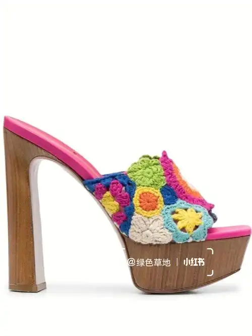 lesilla新季钩花高水台粗跟凉鞋