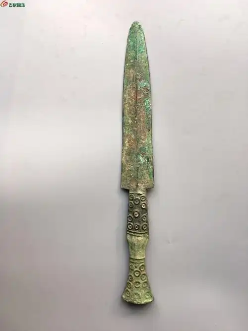 查看808 | 回复 6[欣赏] 战国带工匕首~长:29.5cm