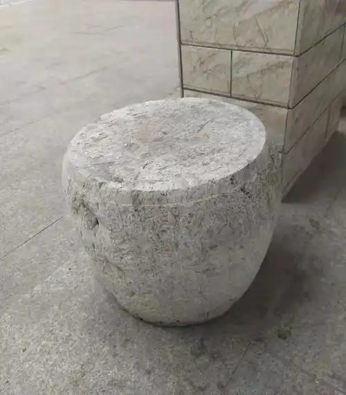 200多年了这8个老石墩大有来头来自扬州版乔家大院