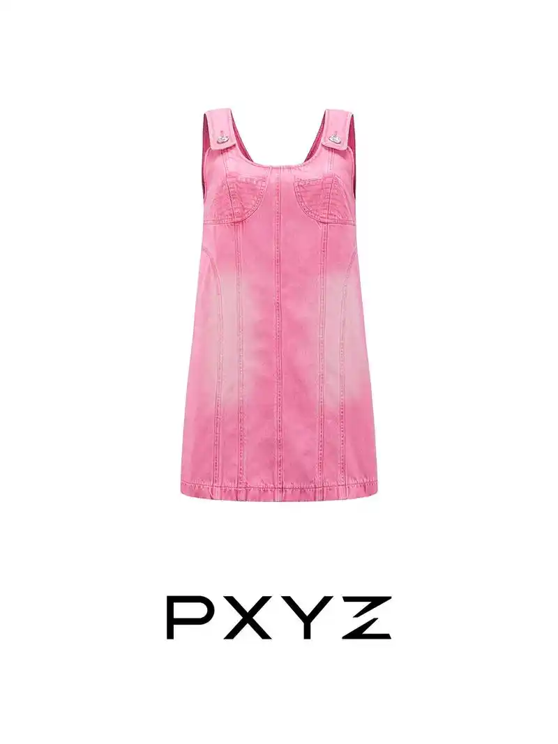 pxyz | 多巴胺这不就立马赶来.休闲款式的粉色牛仔背带裙 - 抖音