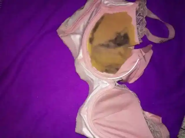 内衣作为日常贴身之物,直接接触毛孔排泄的皮脂腺分泌物,汗液等,不好