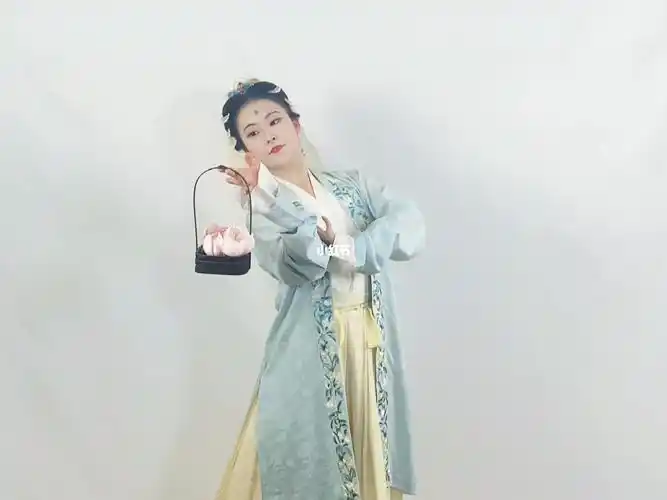 复原朝代汉服之元朝