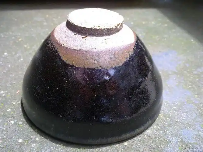 出土建盏标准碗