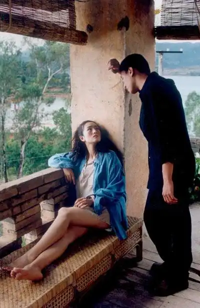 图文:国产影片《周渔的火车》精彩剧照-6