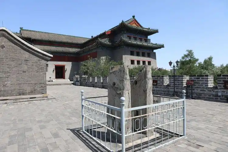 北京明城墙遗址公园～东便门段