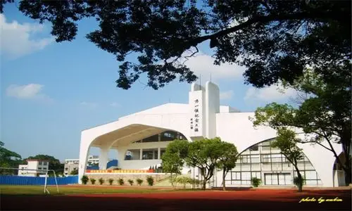 中山市龙山中学