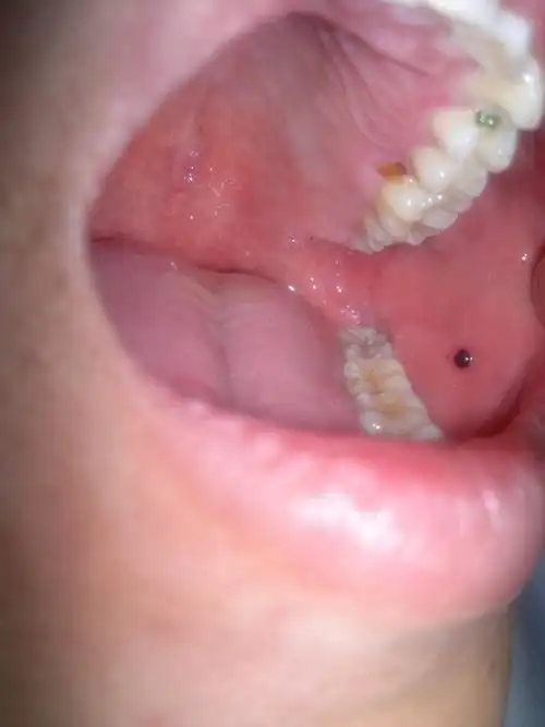 有图.有口腔医生么?