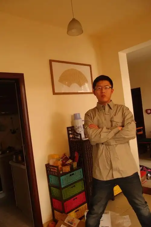 家里莫有人啊,叉开腿第一点才能全进图