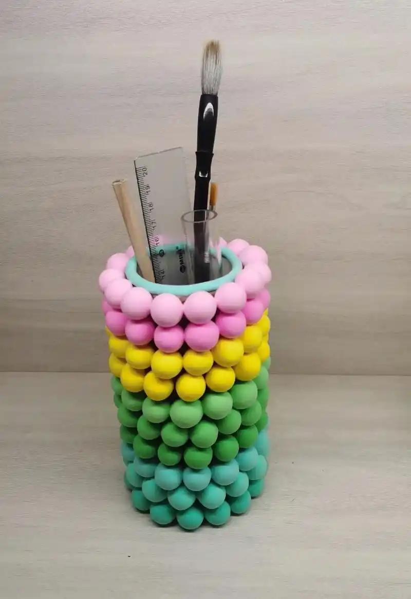 会搓圆就可以做的笔筒!你确定不动手试一下?#超轻粘土手工 # - 抖音