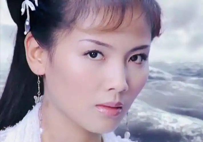 刘涛主演的《新白蛇传》的片尾曲是什么啊?