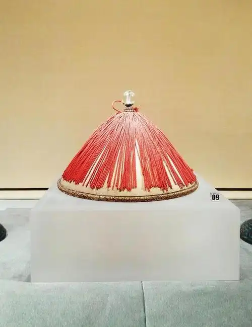 顶戴花翎上的小珠子究竟值多少钱