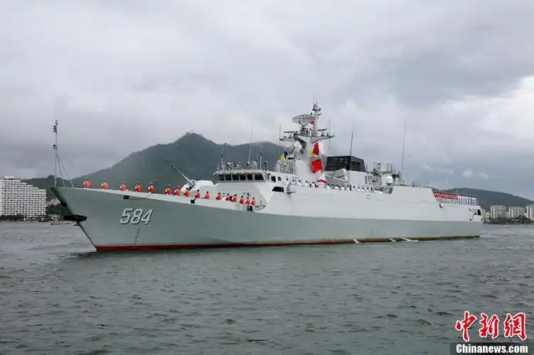 南海舰队列装新型056级584梅州号隐身护卫舰 - 宽带山(kds)图片